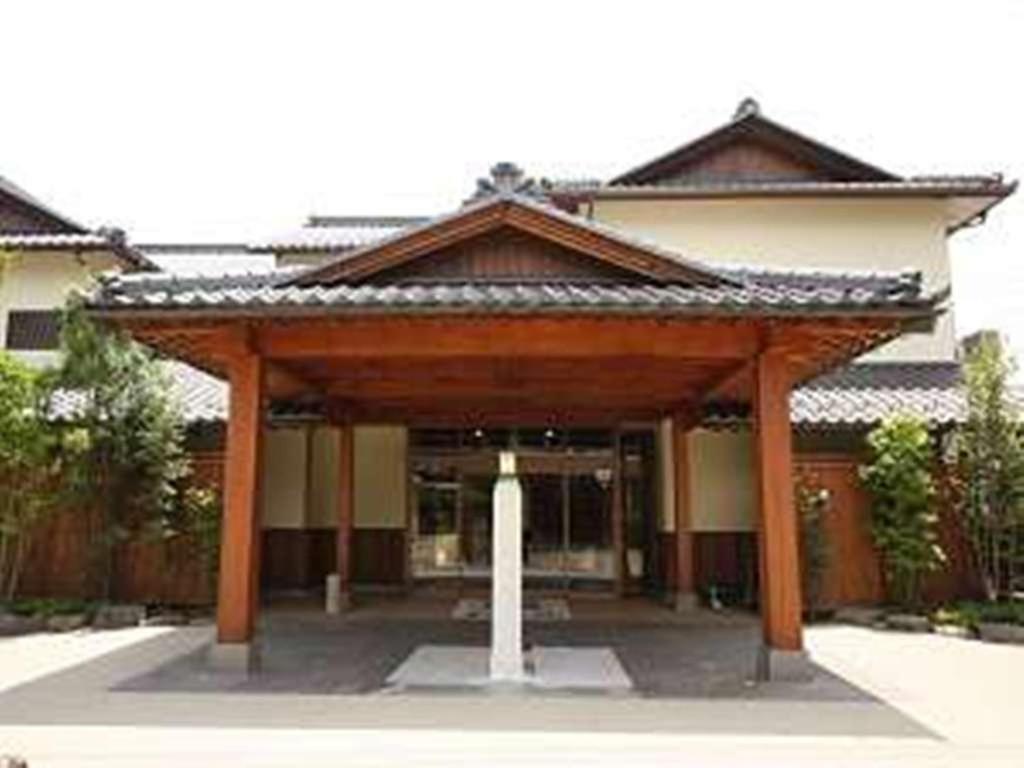 Wajoen Hotel Fuefuki Buitenkant foto