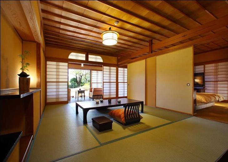 Wajoen Hotel Fuefuki Kamer foto